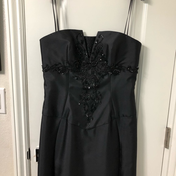 LIANCARLO Couture Black Strapless Gown - Picture 3 of 8